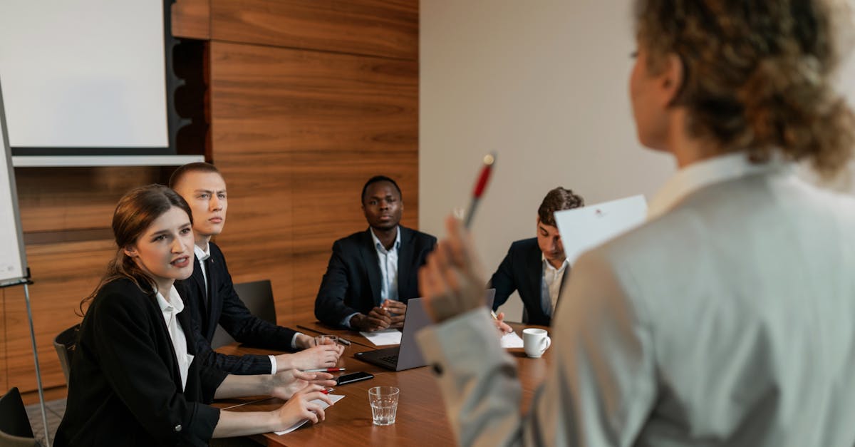 APEX英雄手游:平台代理是谁